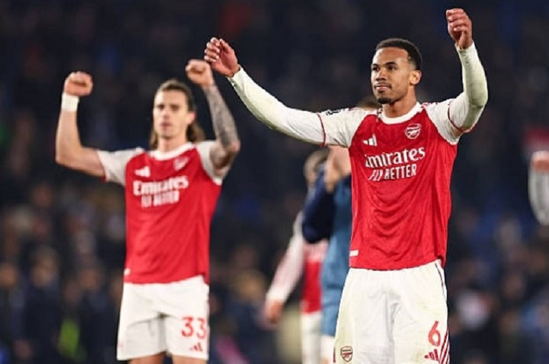 arsenal-nham-bo-doi-newcastle